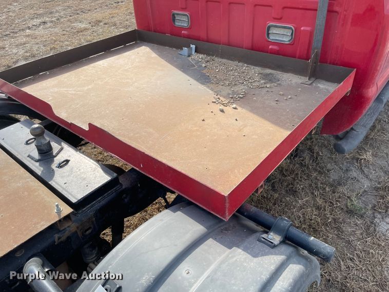 image for item JD9329 2008 Ford F550 Super Duty XL  Crew Cab truck cab and chassis