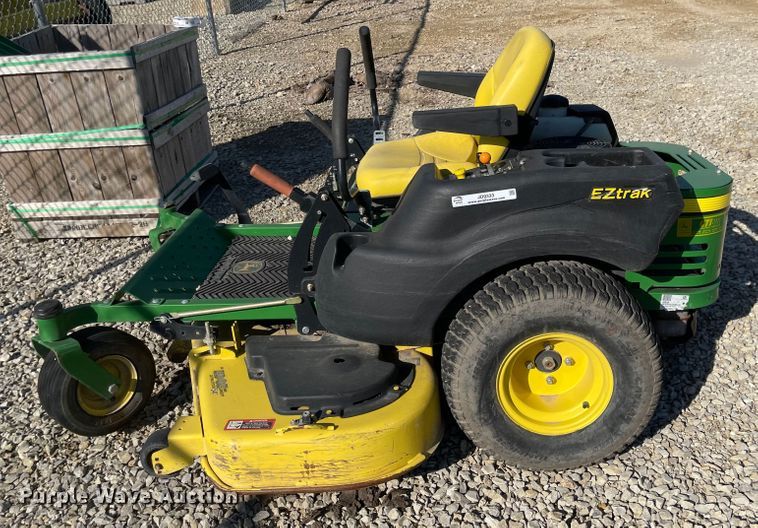 image for item JD9333 2008 John Deere Z445  ZTR lawn mower