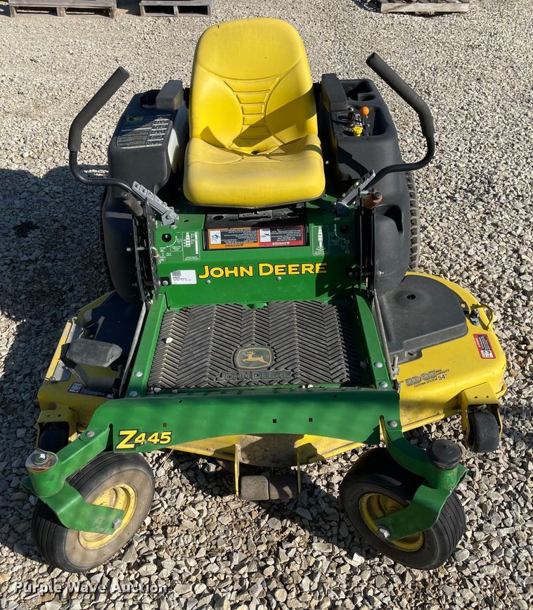 image for item JD9333 2008 John Deere Z445  ZTR lawn mower
