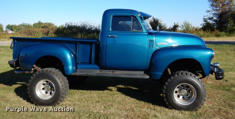 image for item JL9948 1952 GMC  pickup truck body with 1978 Chevrolet K20 chassis