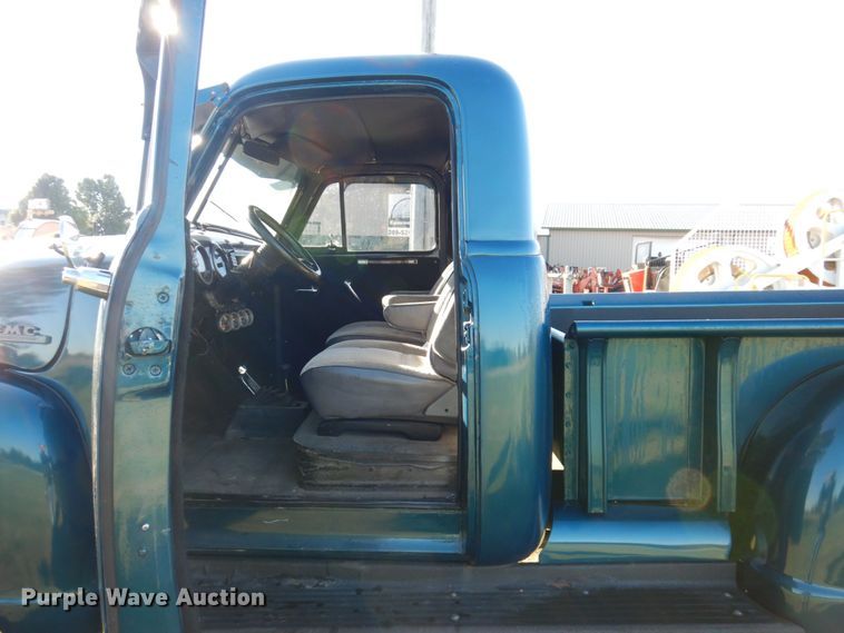 image for item JL9948 1952 GMC  pickup truck body with 1978 Chevrolet K20 chassis