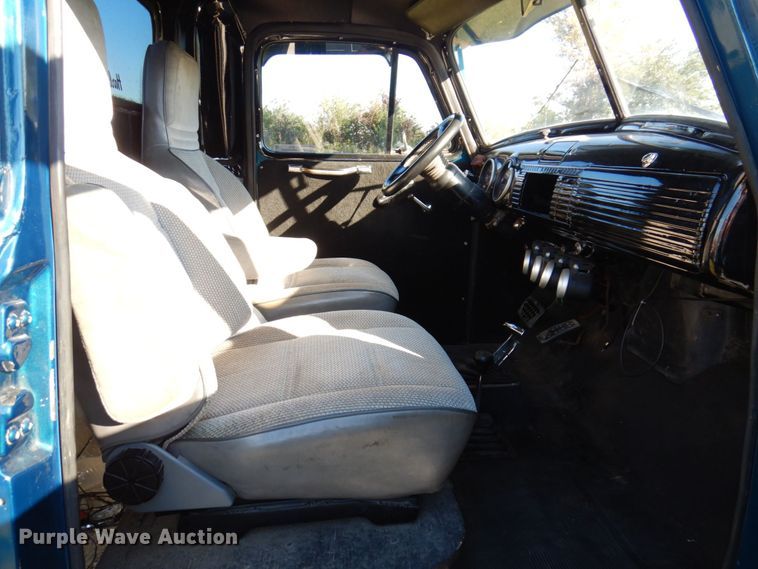 image for item JL9948 1952 GMC  pickup truck body with 1978 Chevrolet K20 chassis