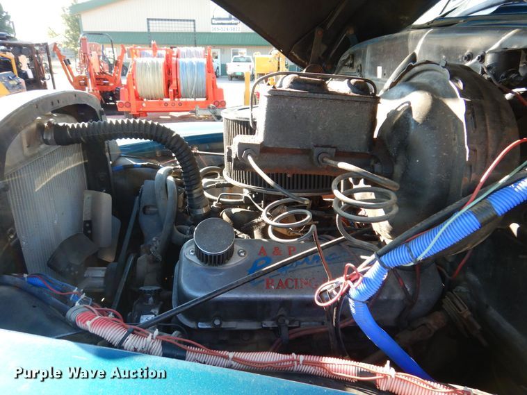 image for item JL9948 1952 GMC  pickup truck body with 1978 Chevrolet K20 chassis