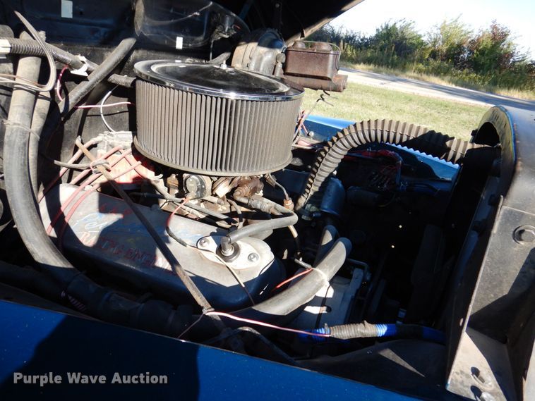 image for item JL9948 1952 GMC  pickup truck body with 1978 Chevrolet K20 chassis