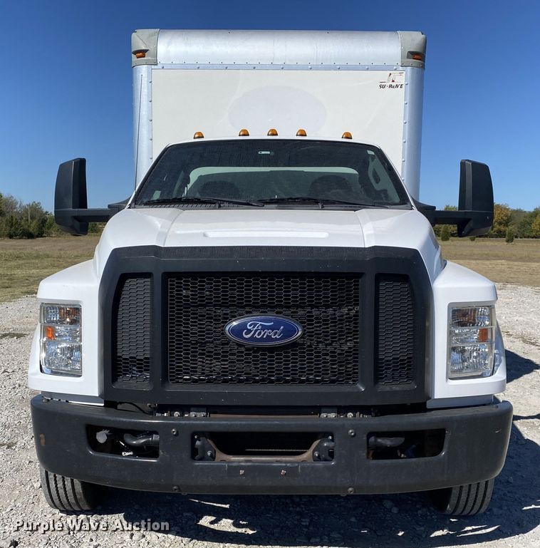 image for item JW9382 2016 Ford F650 Super Duty  box truck