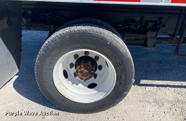 image for item JW9382 2016 Ford F650 Super Duty  box truck