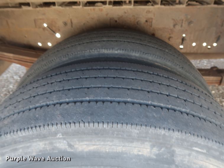 image for item JX9228 2000 Freightliner MT45  delivery truck