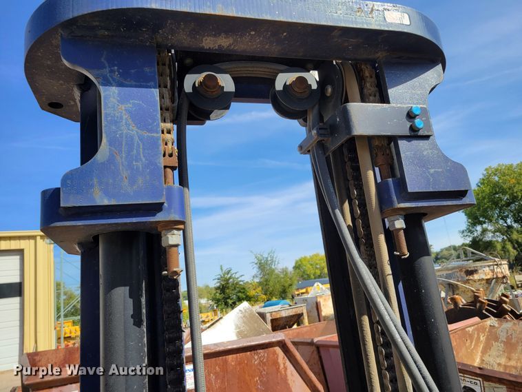 image for item JZ9117 Komatsu FG25T-12  forklift