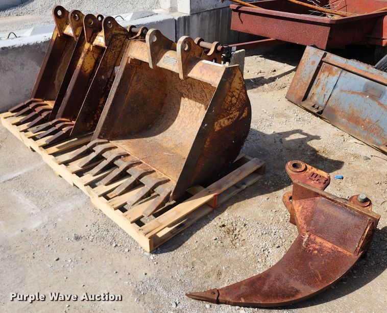 image for item KH9208 (4) Case backhoe attachments