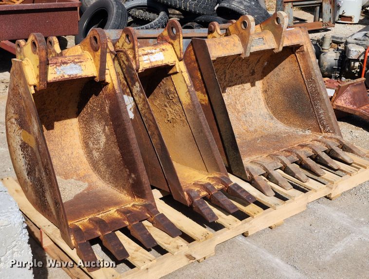 image for item KH9208 (4) Case backhoe attachments