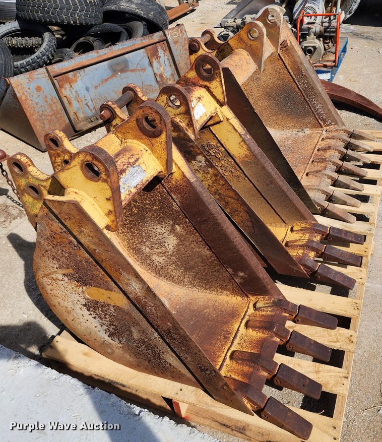 image for item KH9208 (4) Case backhoe attachments