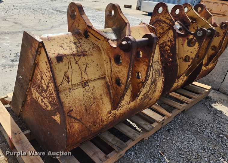 image for item KH9208 (4) Case backhoe attachments