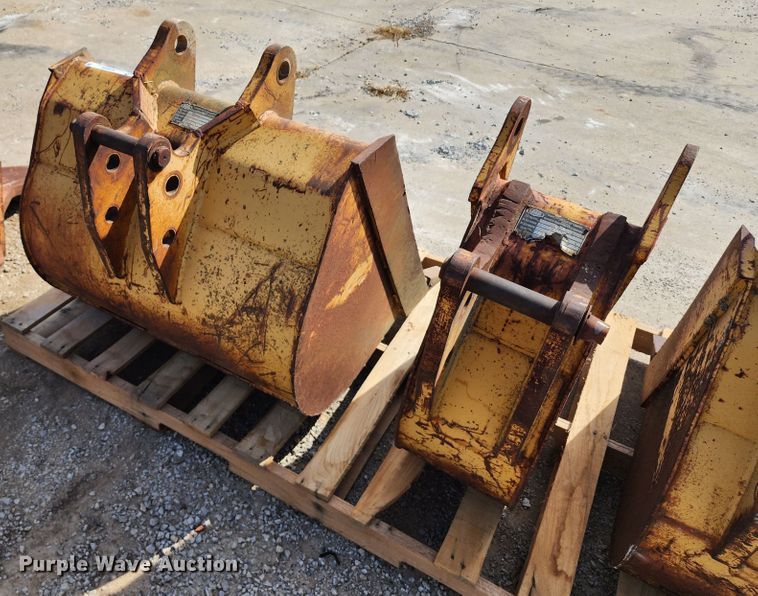 image for item KH9208 (4) Case backhoe attachments