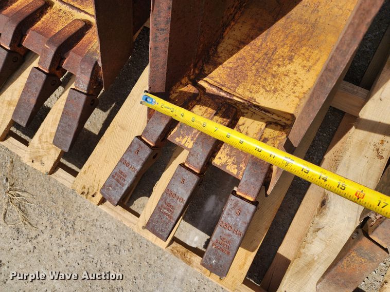 image for item KH9208 (4) Case backhoe attachments