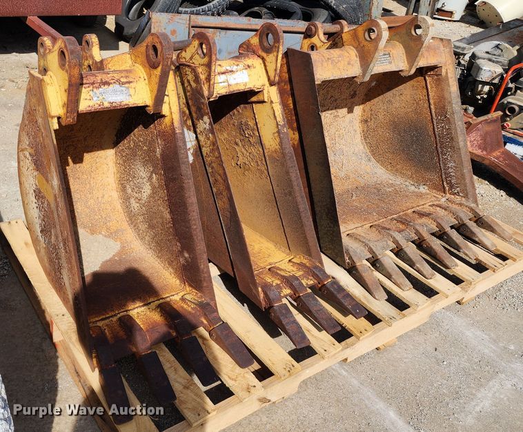 image for item KH9208 (4) Case backhoe attachments