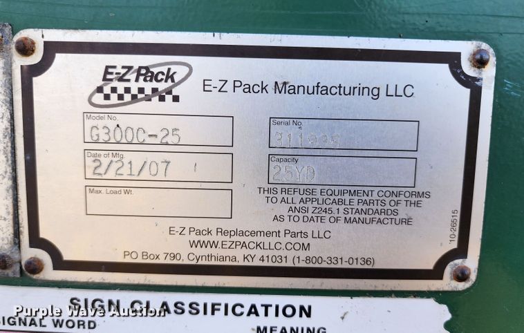 image for item KH9212 2005 International 7600  refuse truck