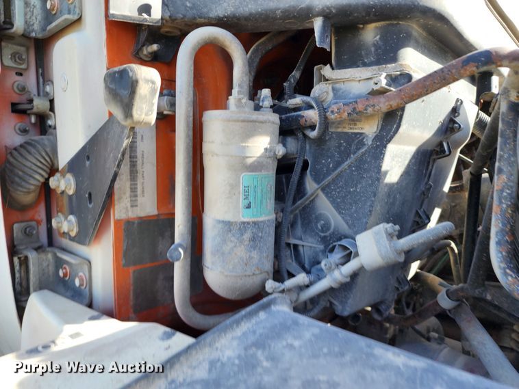 image for item KH9212 2005 International 7600  refuse truck