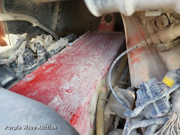 image for item KH9212 2005 International 7600  refuse truck