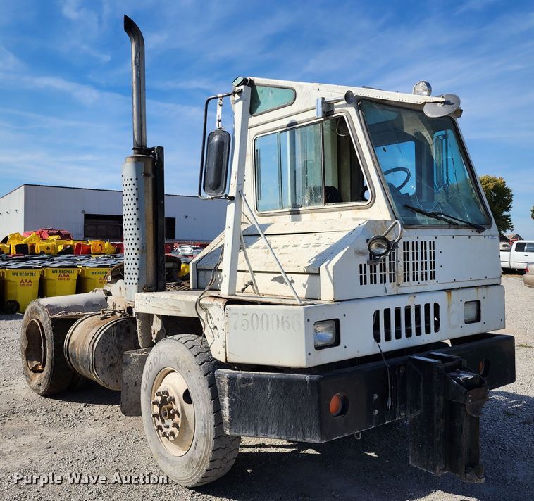 image for item KH9213 2006 Kalmar 30  yard truck