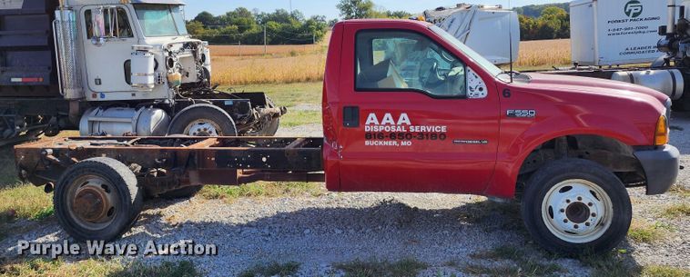 image for item KH9215 1999 Ford F550  truck cab and chassis