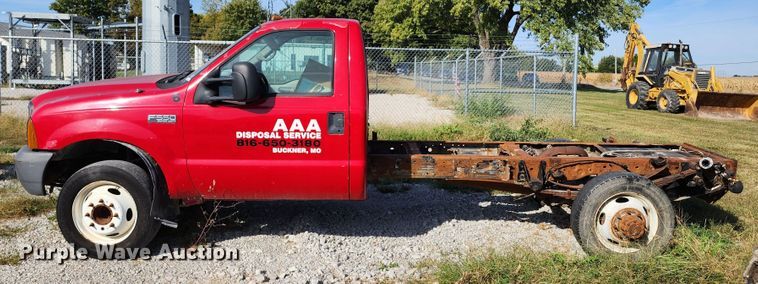 image for item KH9215 1999 Ford F550  truck cab and chassis