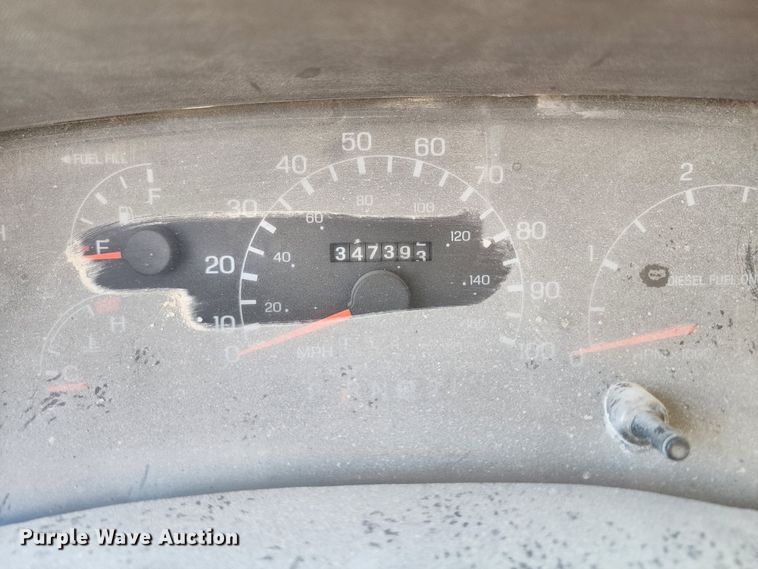 image for item KH9215 1999 Ford F550  truck cab and chassis