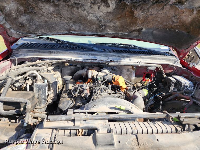 image for item KH9215 1999 Ford F550  truck cab and chassis