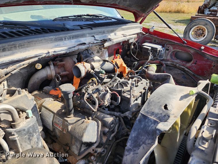 image for item KH9215 1999 Ford F550  truck cab and chassis