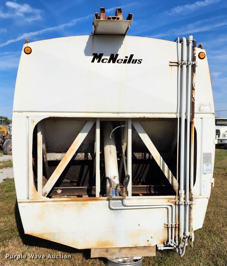 image for item KH9219 McNelius 2010  refuse bed