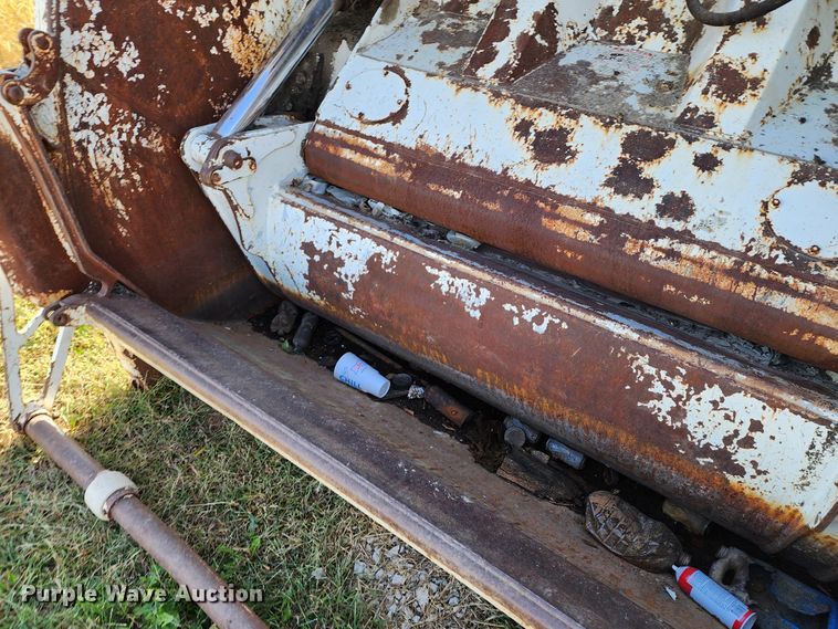 image for item KH9219 McNelius 2010  refuse bed