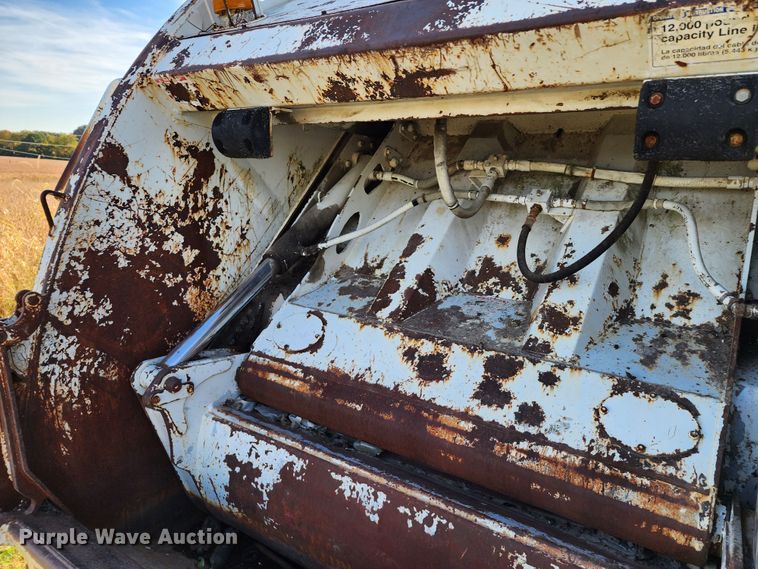 image for item KH9219 McNelius 2010  refuse bed