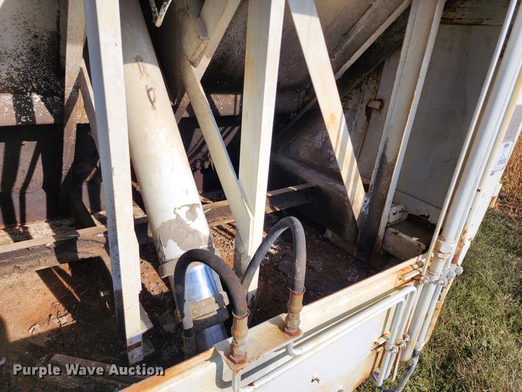 image for item KH9219 McNelius 2010  refuse bed