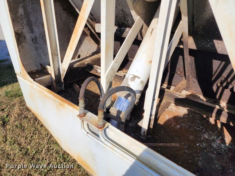 image for item KH9219 McNelius 2010  refuse bed