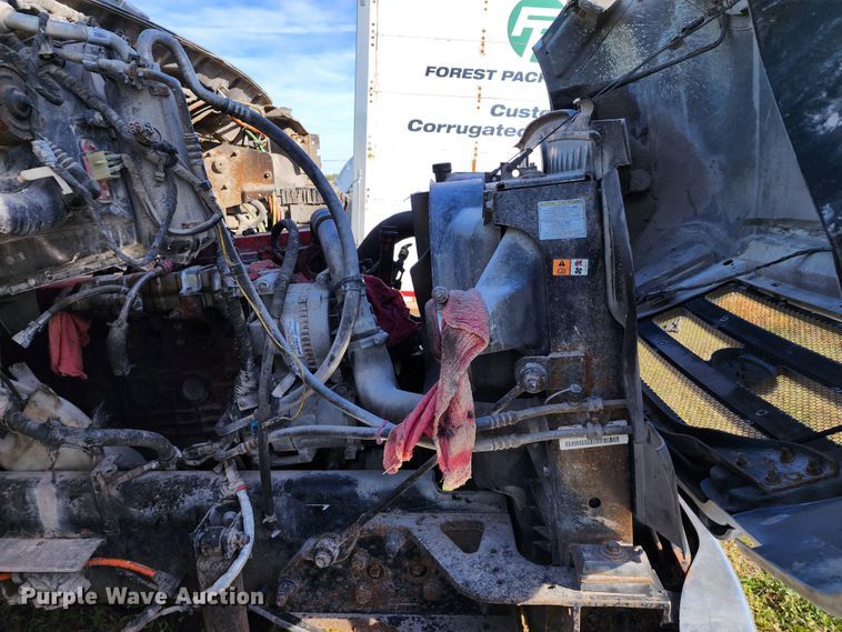 image for item KH9221 2008 Ford F750 Super Duty  refuse truck