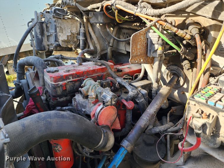 image for item KH9221 2008 Ford F750 Super Duty  refuse truck