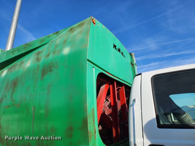 image for item KH9221 2008 Ford F750 Super Duty  refuse truck