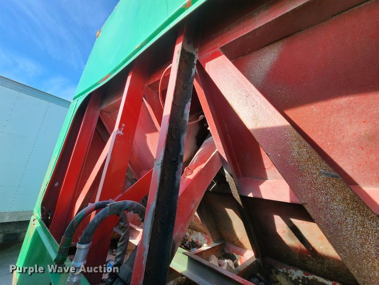 image for item KH9221 2008 Ford F750 Super Duty  refuse truck