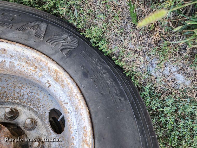 image for item KH9221 2008 Ford F750 Super Duty  refuse truck