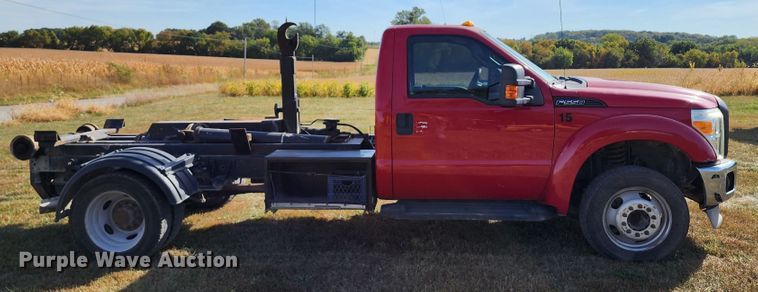 image for item KH9222 2011 Ford F550 Super Duty  hook lift truck