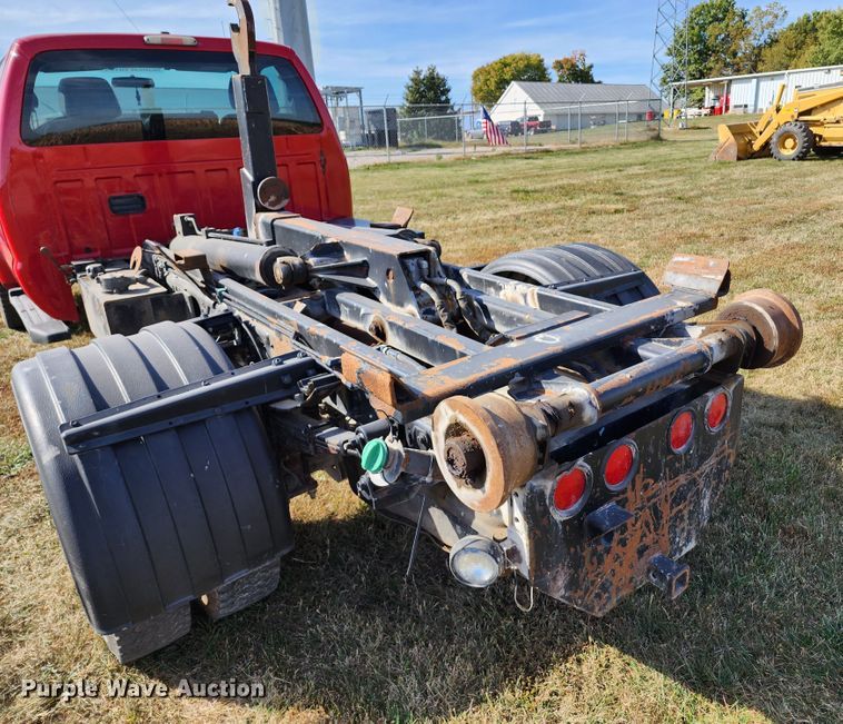 image for item KH9222 2011 Ford F550 Super Duty  hook lift truck