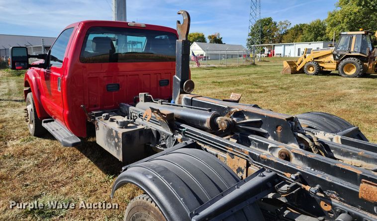 image for item KH9222 2011 Ford F550 Super Duty  hook lift truck
