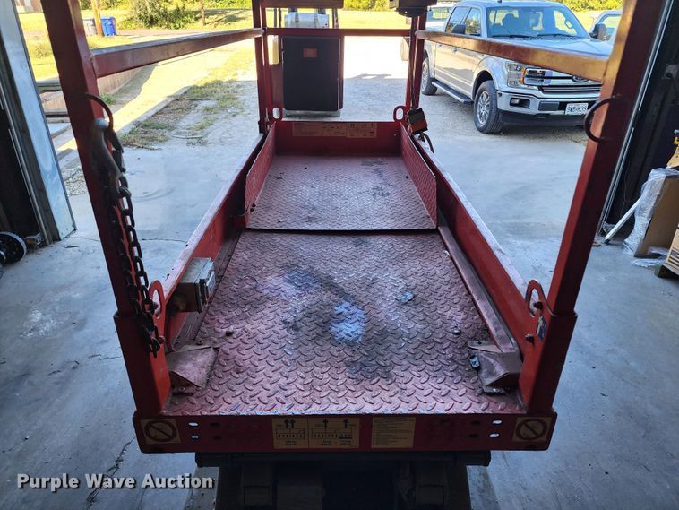 image for item KH9234 2007 Skyjack SJIII 3219  scissor lift