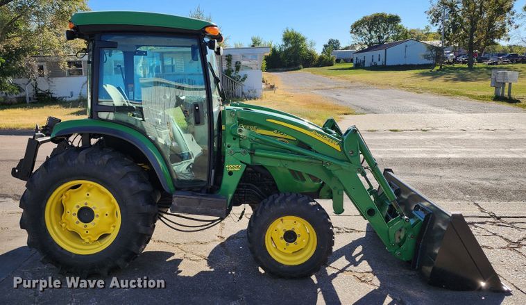 image for item KH9235 2007 John Deere 4720  MFWD tractor