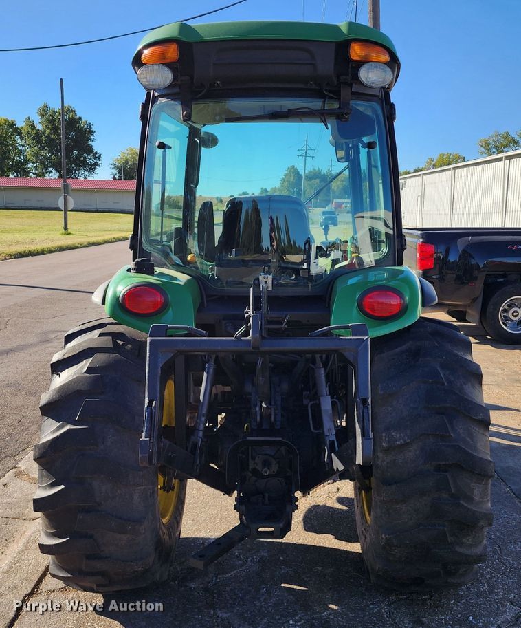 image for item KH9235 2007 John Deere 4720  MFWD tractor