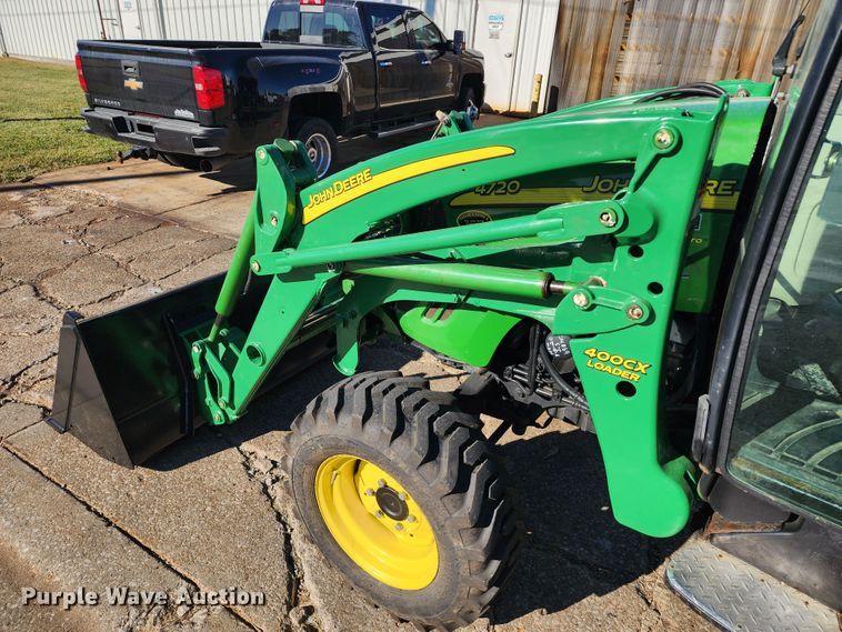 image for item KH9235 2007 John Deere 4720  MFWD tractor