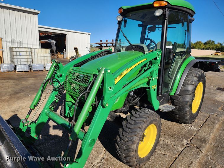 image for item KH9235 2007 John Deere 4720  MFWD tractor