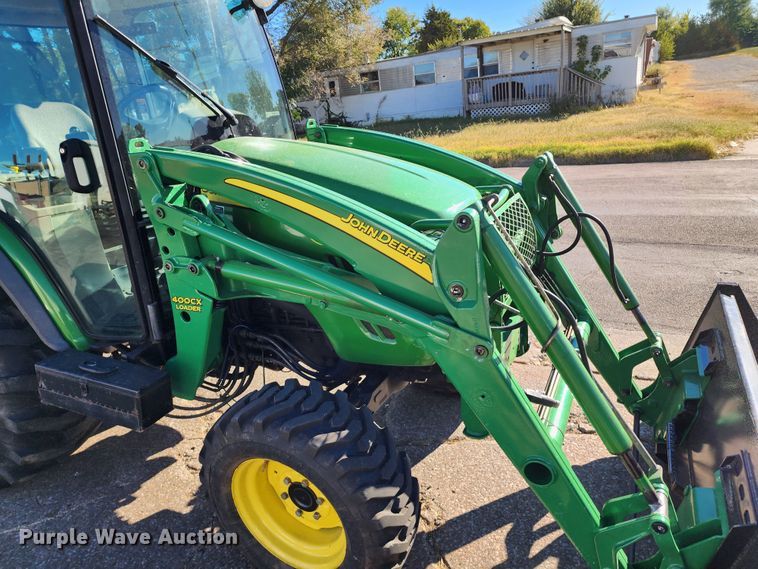 image for item KH9235 2007 John Deere 4720  MFWD tractor
