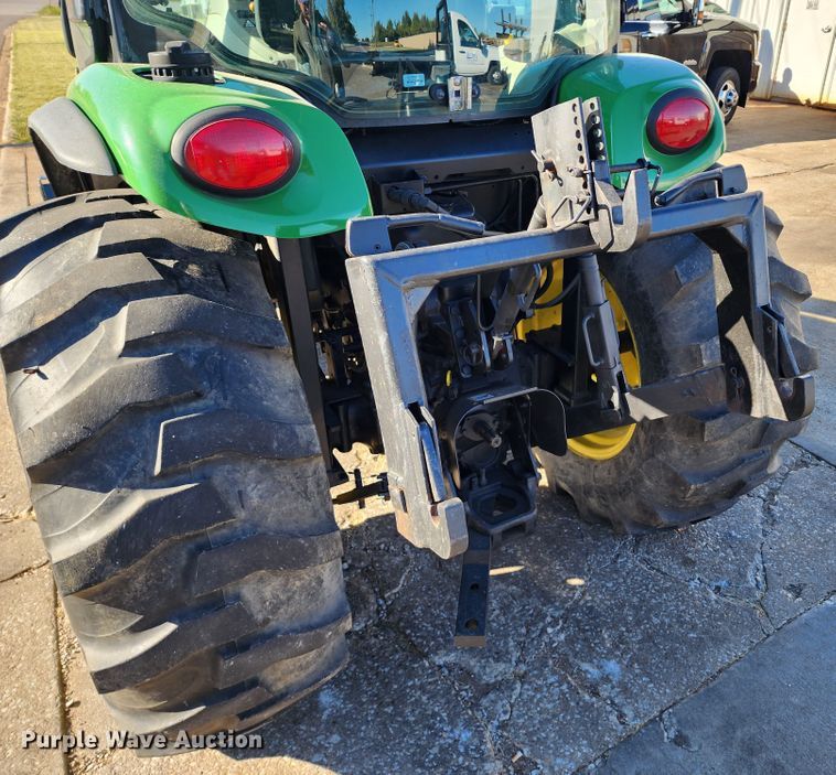 image for item KH9235 2007 John Deere 4720  MFWD tractor