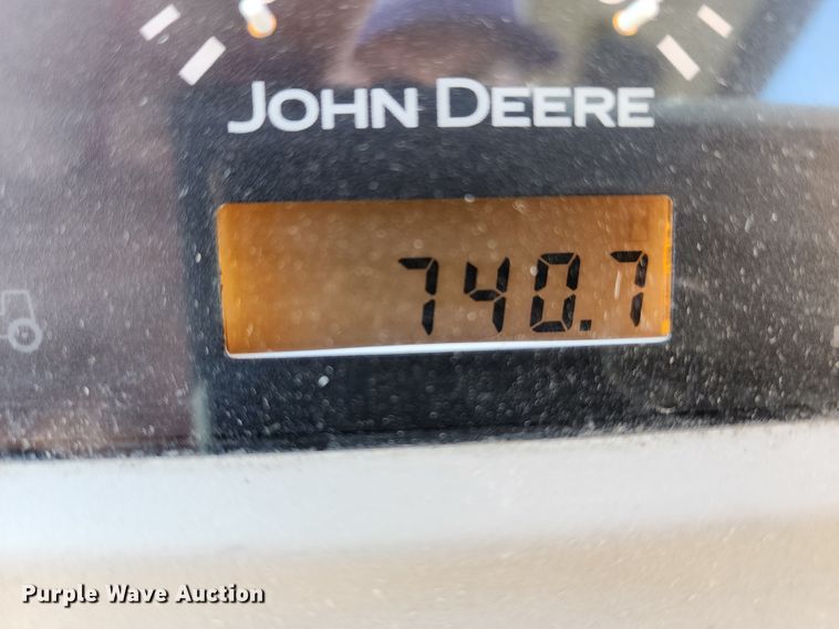 image for item KH9235 2007 John Deere 4720  MFWD tractor