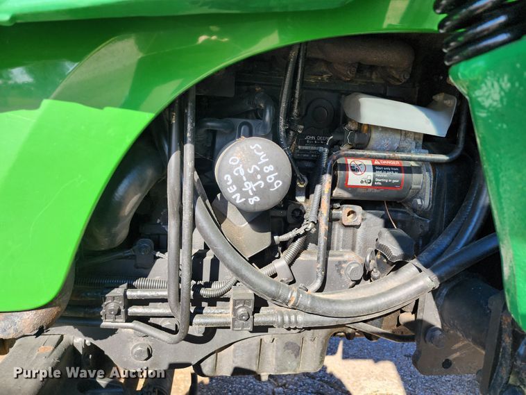 image for item KH9235 2007 John Deere 4720  MFWD tractor